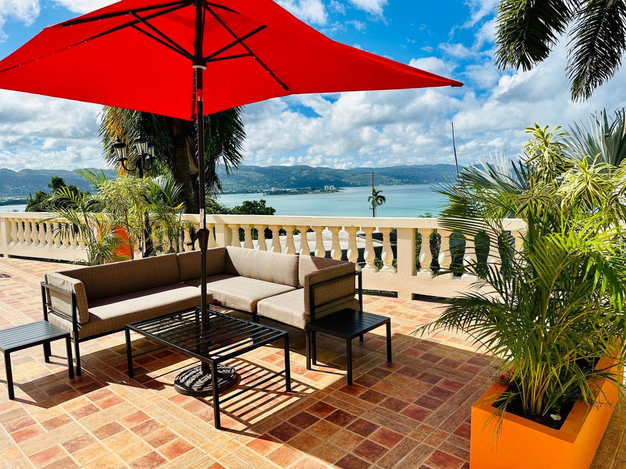 Falcon Shoreline- Airport Pickup Available - Gated-Security Montego Bay Exterior photo